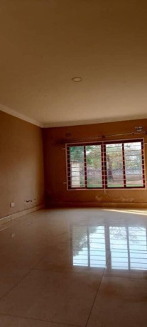 3-bedroom-flat-for-rent-in-meanwood-ibex-big-1