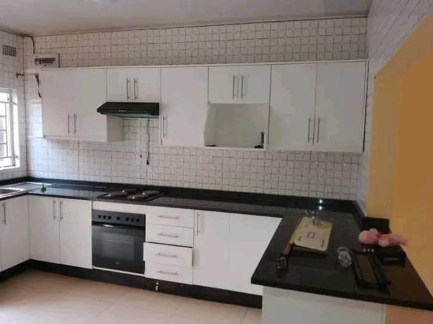 3-bedroom-flat-for-rent-in-chalala-big-2