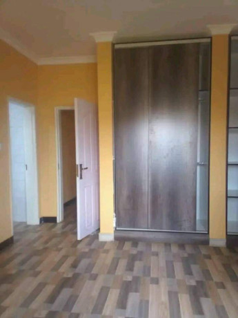 3-bedroom-flat-for-rent-in-makeni-buckley-big-0
