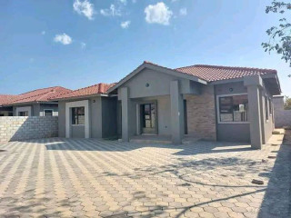 2-bedroom-flat-for-rent-in-new-kasama
