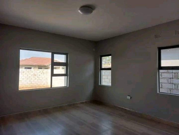 3-bedroom-house-for-rent-in-new-kasama-big-4