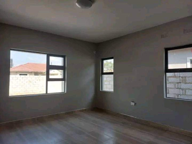 3-bedroom-house-for-rent-in-new-kasama-big-5