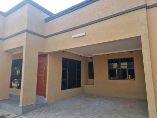 2 Bedroom Flat For Rent In Makeni Konga