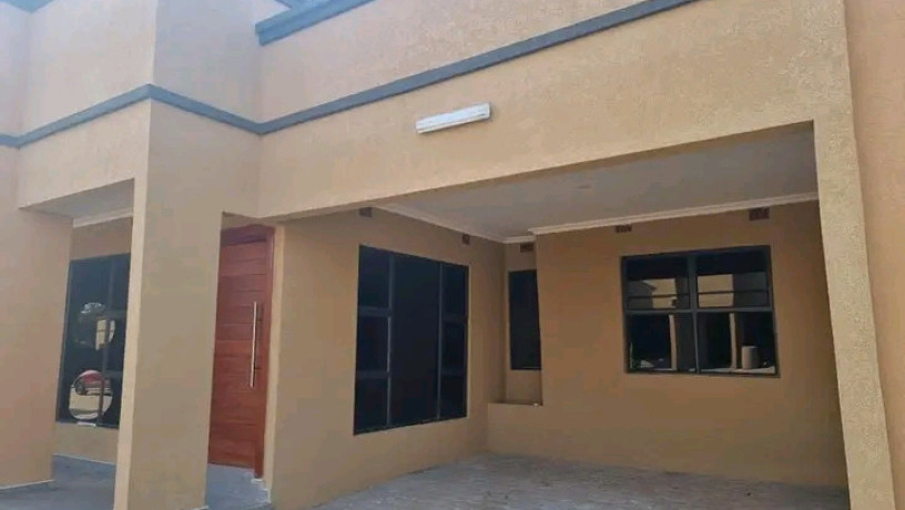 2-bedroom-flat-for-rent-in-makeni-konga-big-0