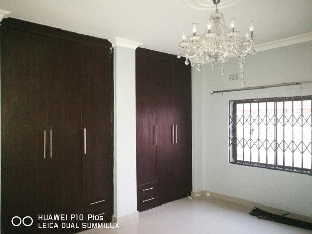 4-bedroom-house-for-rent-in-ibex-hill-big-5