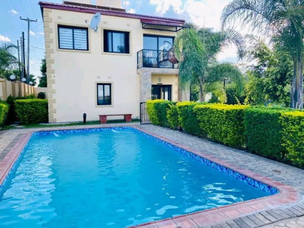 2-bedroom-apartment-for-rent-in-kabulonga-big-4