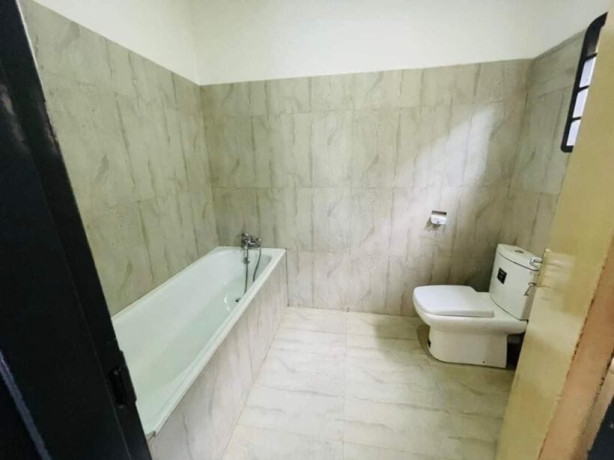 3-bedroom-flat-for-rent-in-ibex-hill-big-7