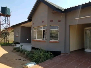 3 Bedroom House For Rent in Meanwood Chamba Valley