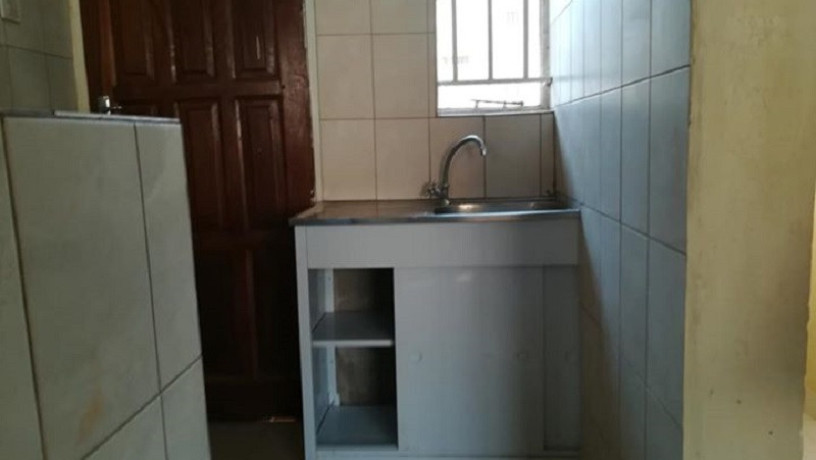 bedsitter-for-rent-in-lilayi-big-7