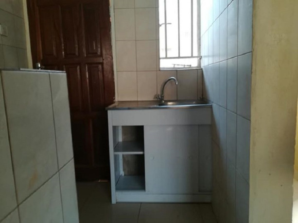 bedsitter-for-rent-in-lilayi-big-7