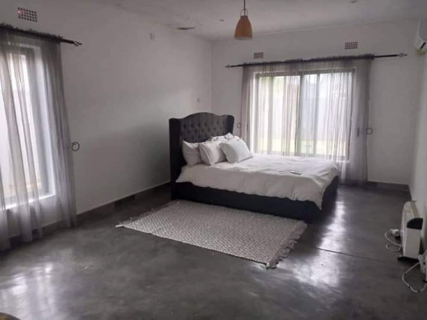 3-bedroom-flat-for-rent-in-meanwood-ibex-big-4