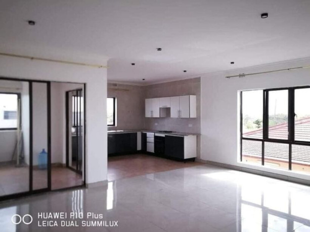 2-bedroom-flat-for-rent-in-ibex-hill-big-7
