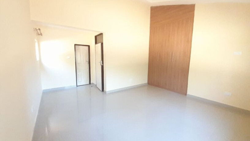 4-bedroom-villa-for-rent-in-kalundu-big-8