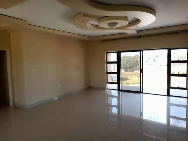 3-bedroom-flat-for-rent-in-foxdale-big-5