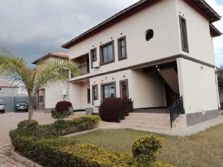 2 Bedroom Flat For Rent In Ibex Hill