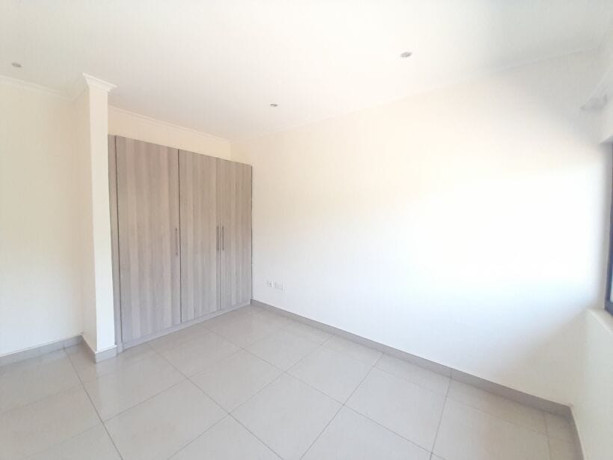 3-bedroom-apartment-for-rent-in-sunningdale-big-9