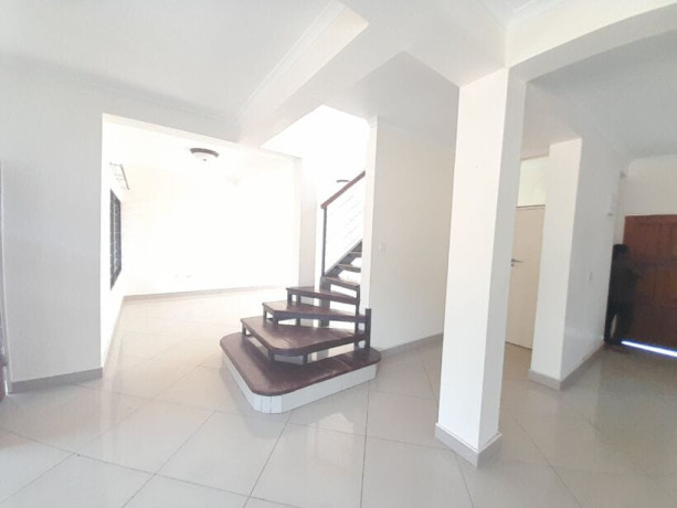 3-bedroom-apartment-for-rent-in-sunningdale-big-7