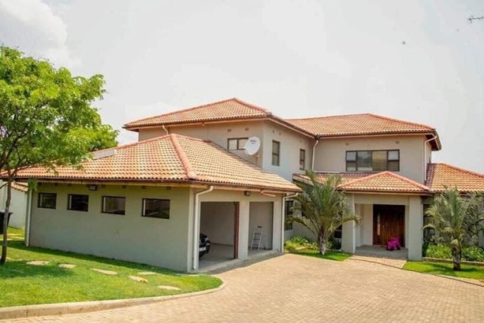 4-bedroom-house-for-rent-in-roma-big-7