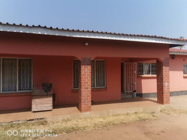 3-bedroom-house-for-rent-in-chilenje-big-1