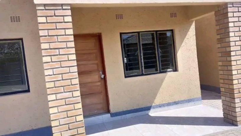 2-bedroom-flat-for-rent-in-chilenje-big-0