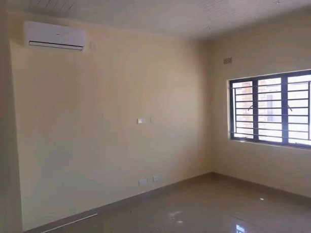 2-bedroom-flat-for-rent-in-chilenje-big-5