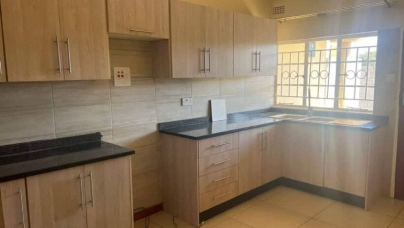 3-bedroom-flat-for-rent-in-ibex-hill-big-2