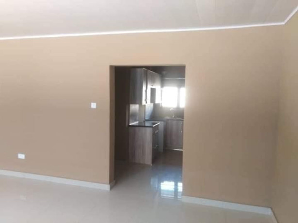 2-bedroom-flat-for-rent-in-chalala-big-5