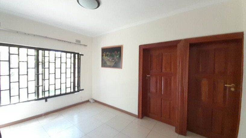 2-bedroom-apartment-for-rent-in-rhodes-park-big-7