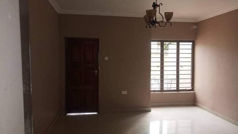 2-bedroom-flat-for-rent-in-avondale-big-0