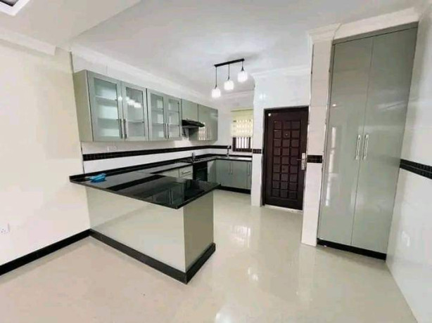 3-bedroom-flat-for-rent-in-new-kasama-big-4