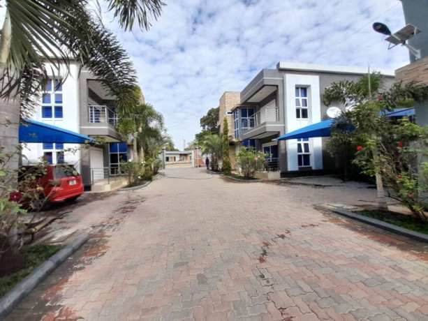 4-bedroom-apartments-for-rent-in-rhodes-park-big-0