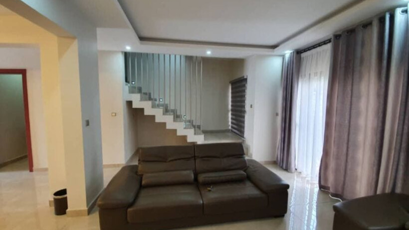 2-bedroom-apartments-for-rent-in-rhodes-park-big-4