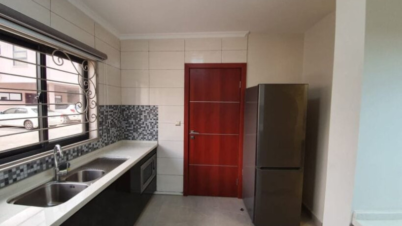 2-bedroom-apartments-for-rent-in-rhodes-park-big-2