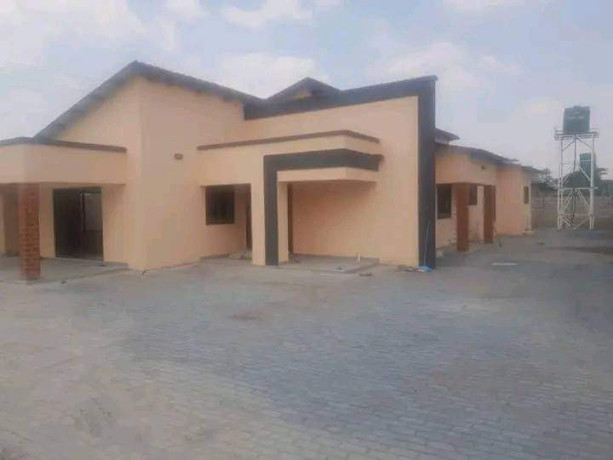 4-bedroom-house-for-rent-in-makeni-konga-big-1