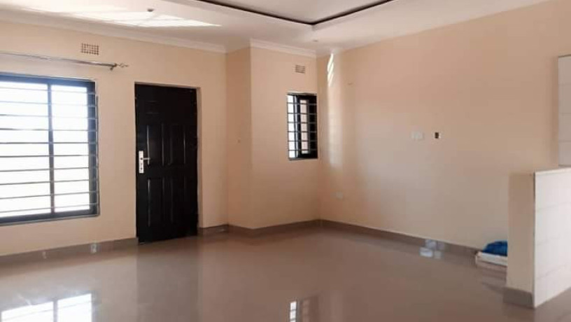 2-bedroom-flat-for-rent-in-makeni-bonaventure-big-5