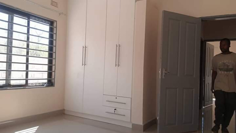 2-bedroom-flat-for-rent-in-makeni-bonaventure-big-6