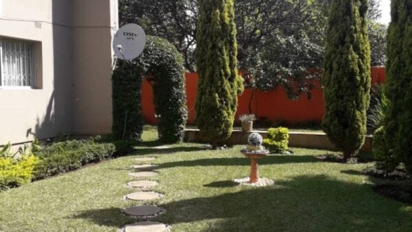 2-bedroom-apartment-for-rent-in-rhodes-park-big-3