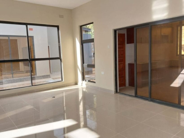 2-bedroom-flat-for-rent-in-chudleigh-big-3