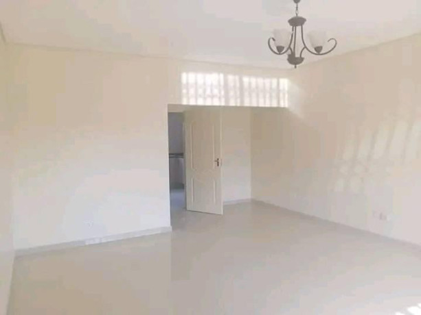 2-bedroom-flat-for-rent-in-woodlands-big-2