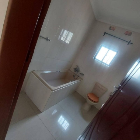 3-bedroom-flat-for-rent-in-ibex-hill-big-7