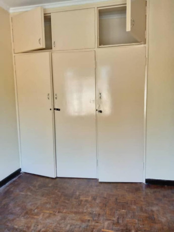 3-bedroom-flat-for-rent-in-olympia-big-4