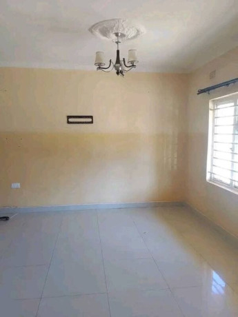 3-bedroom-flat-for-rent-in-libala-south-big-3