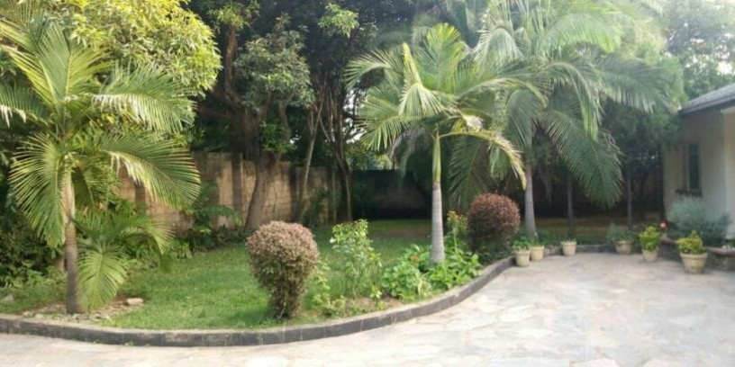 4-bedroom-standalone-house-for-rent-in-olympia-big-2