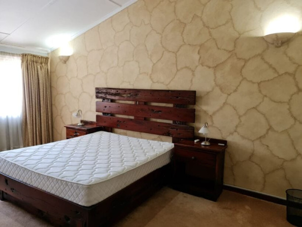3-bedroom-house-for-rent-in-rhodes-park-big-6