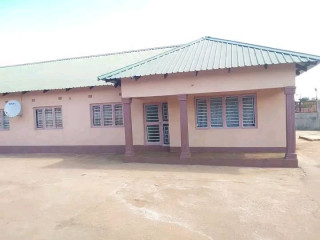 3-bedroom-flat-for-rent-in-libala-south