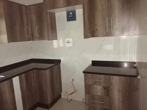 3-bedroom-flat-for-rent-in-ibex-hill-big-5