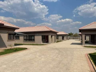 3 Bedroom House For Rent In New Kasama