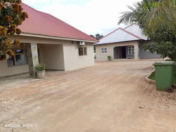 3-bedroom-flat-for-rent-in-new-kasama-big-0