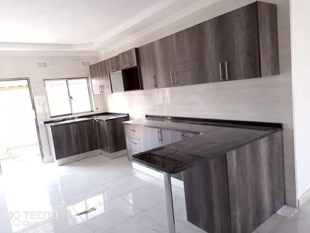 2-bedroom-flat-for-rent-in-lilayi-big-3