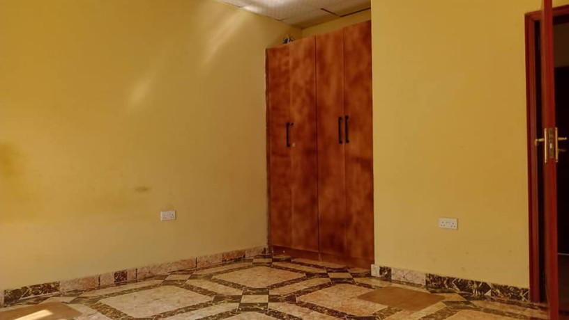 3-bedroom-flat-for-rent-in-chalala-big-6